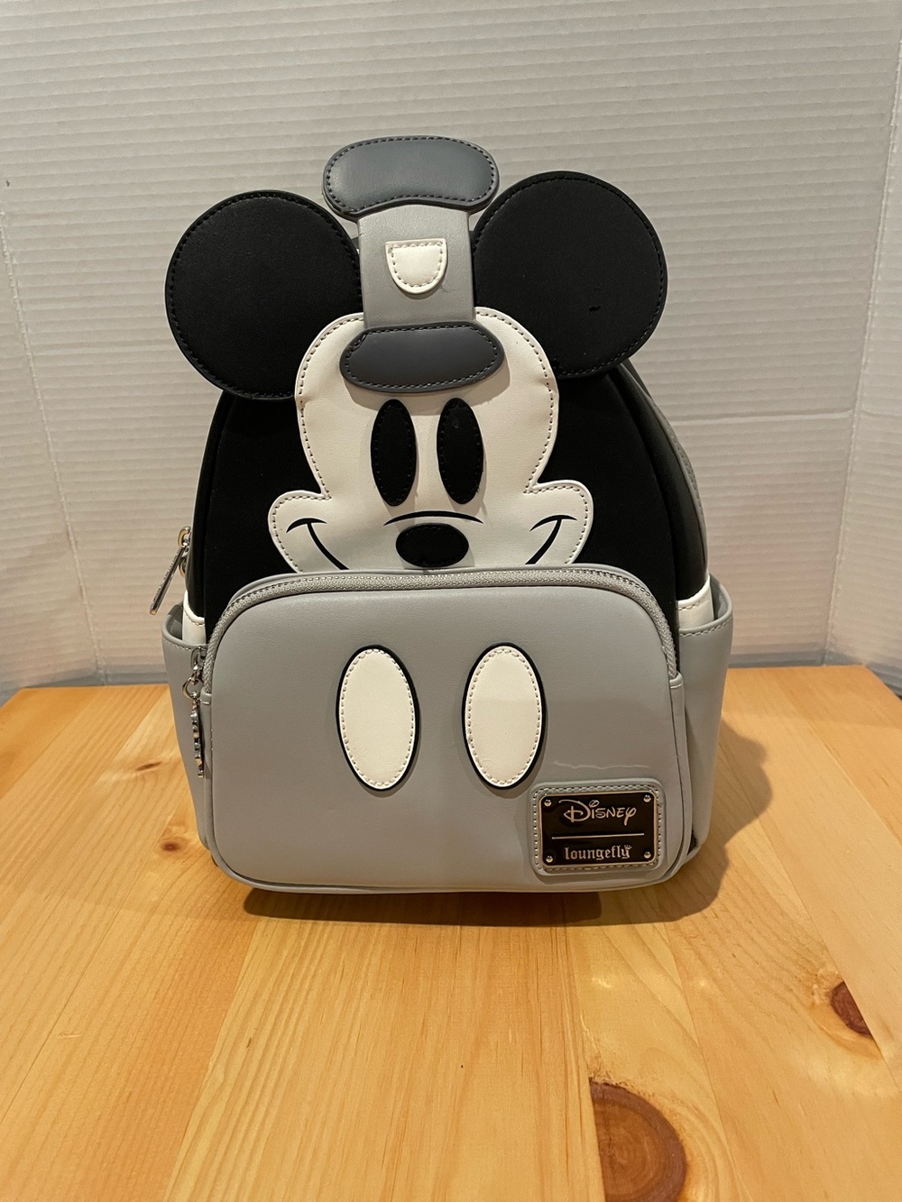 NWOT Limited Edition Loungefly Disney Mickey Mouse Steamboat Willie Mini Backpk